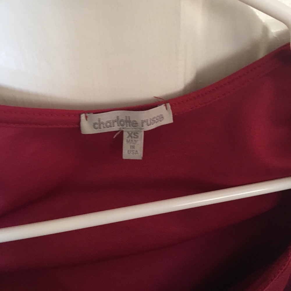 Red crop top - Picture 2 of 2